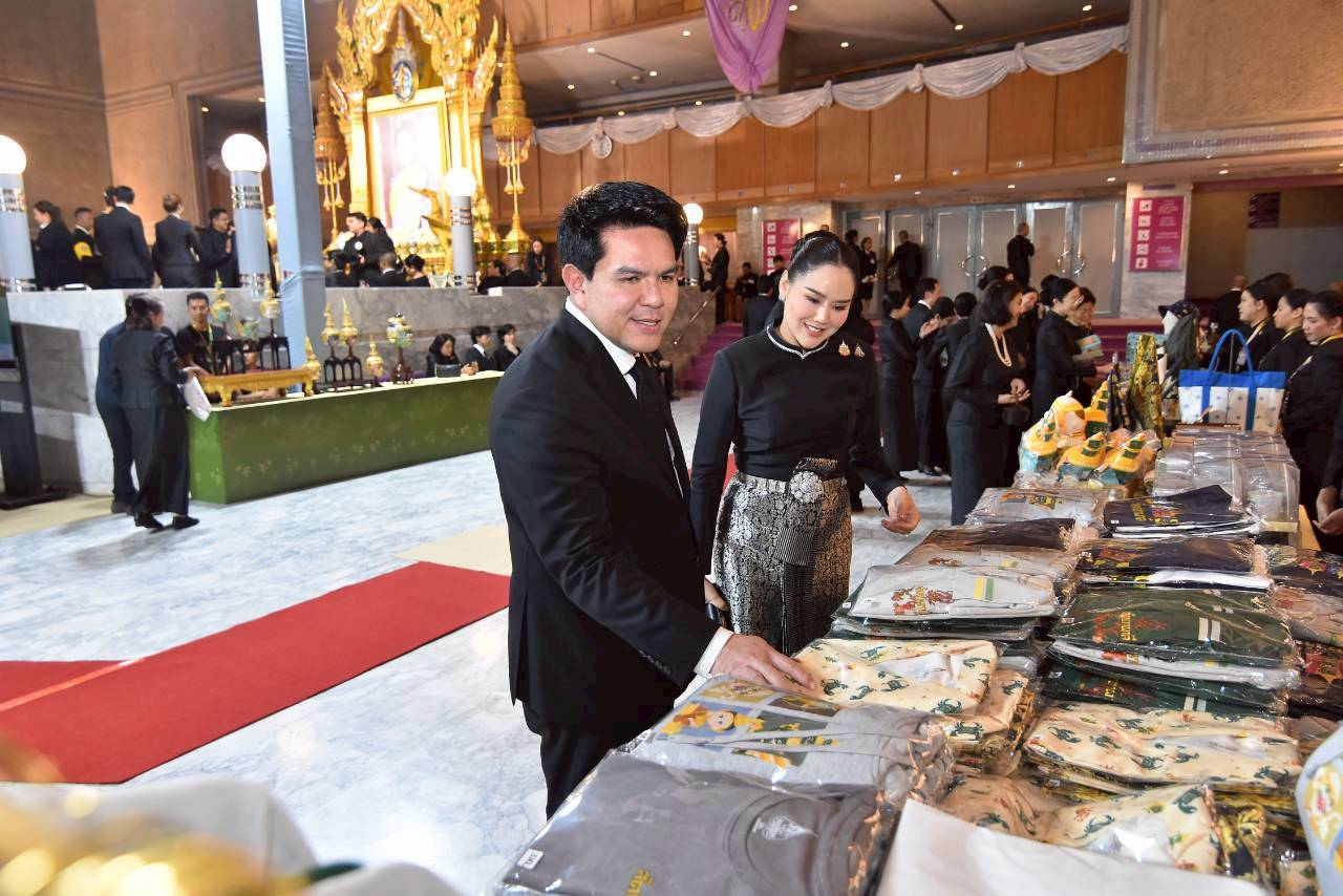 LINE ALBUM 021168 251103 13