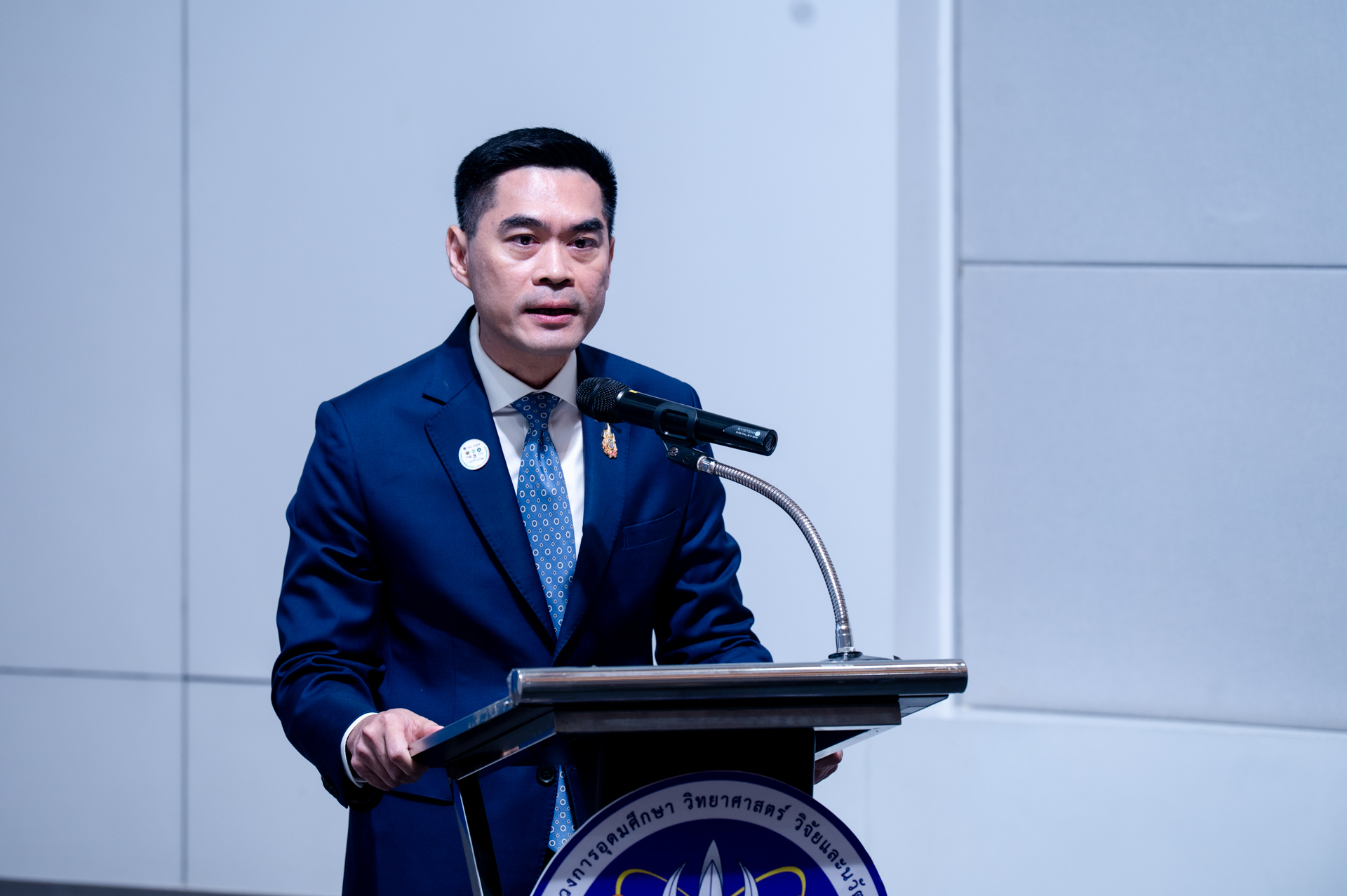 9 นายพิรุณ สัยยะสิทธิ์พานิช 0