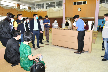 15 เมย 64 ปอว เยี่ยม รพ สนาม สมุทร ๒๑๐๔๑๕ 45 Copy