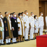 พระบาทสมเด็จพระเจ้าอยู่หัวโปรดเกล้าฯ ผู้แทนพระองค์ พระราชทาน ... Image 3