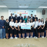 &quot;วราภรณ์&quot; ที่ปรึกษาด้านระบบบริหารการอุดมศึกษาฯ รับมอบทุนการศ ... Image 2